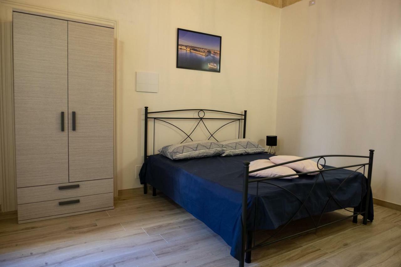 Casa Patti 2 Apartment Монополи Екстериор снимка
